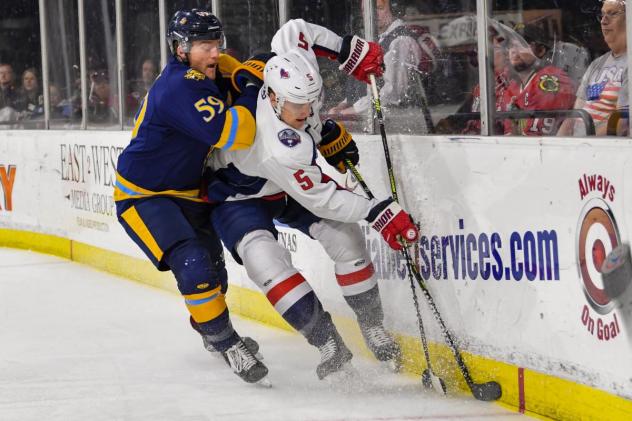 Atlanta Gladiators forward Eric Neiley (left) vs. the South Carolina Stingrays