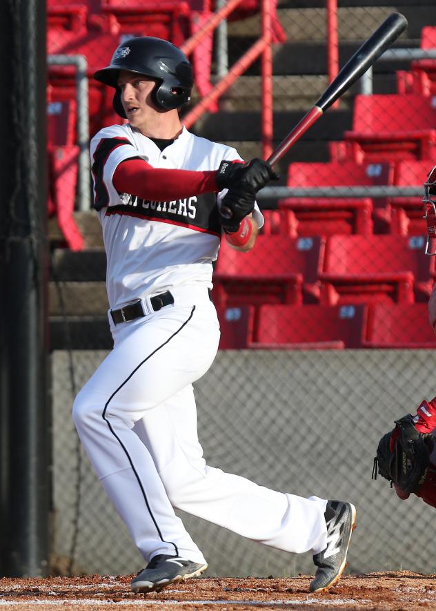 Sioux City Explorers shortstop Nate Samson