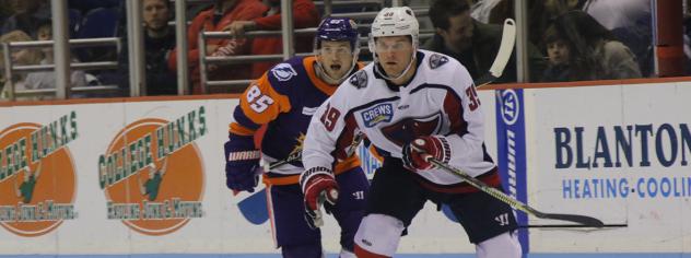 Dan DeSalvo of the South Carolina Stingrays vs. the Orlando Solar Bears