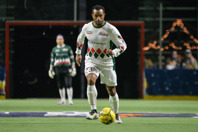 Mike Ramos brings the ball upfield during the Tacoma Stars 7-6 win