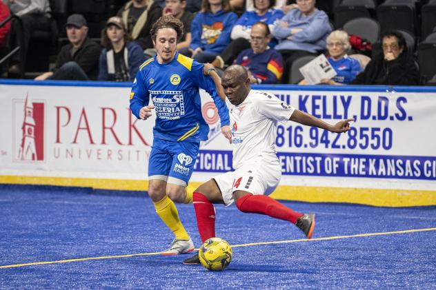 Leo Gibson of the Kansas City Comets vs. the Rochester Lancers