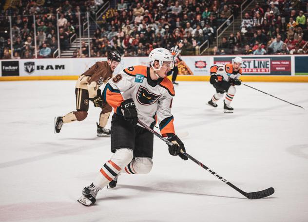 Lehigh Valley Phantoms center Cal O'Reilly vs. the Hershey Bears