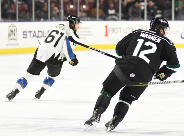 Utah Grizzlies forward Ryan Wagner
