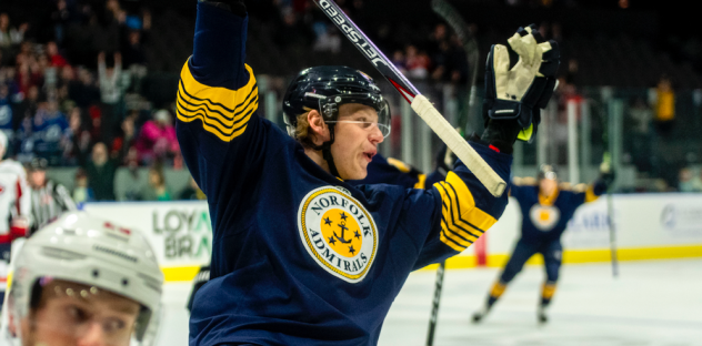Artem Ivanyuzhenkov with the Norfolk Admirals