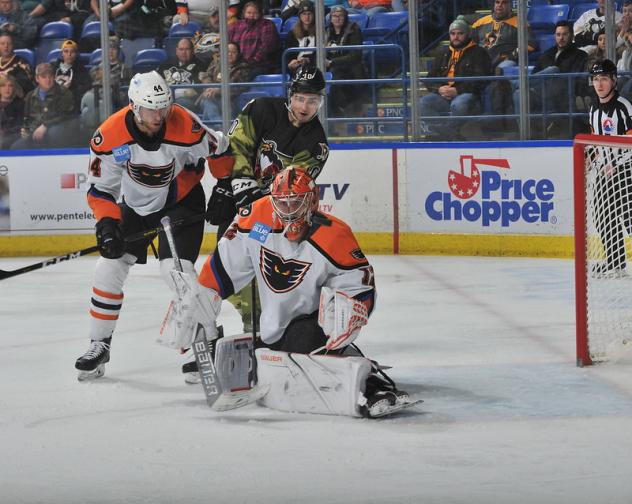 Lehigh Valley Phantoms goaltender Kirill Ustimenko vs. the Wilkes-Barre/Scranton Penguins