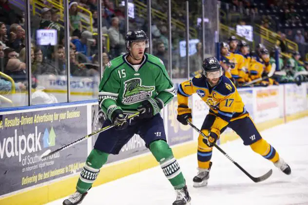 Florida Everblades forward Cam Maclise vs. the Atlanta Gladiators