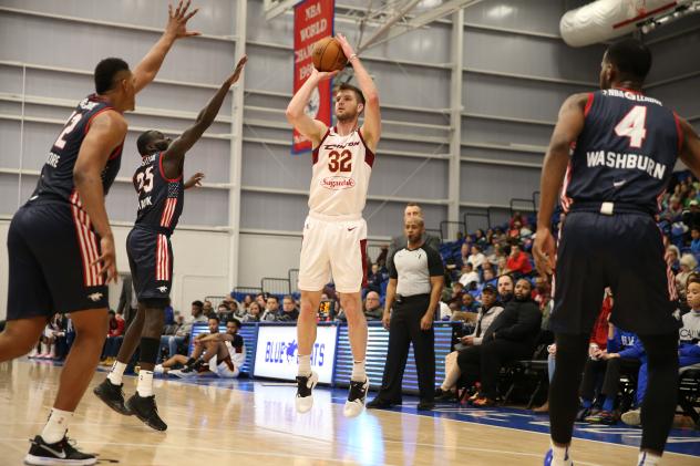 Canton Charge forward/center Dean Wade shoots against the Delaware Blue Coats