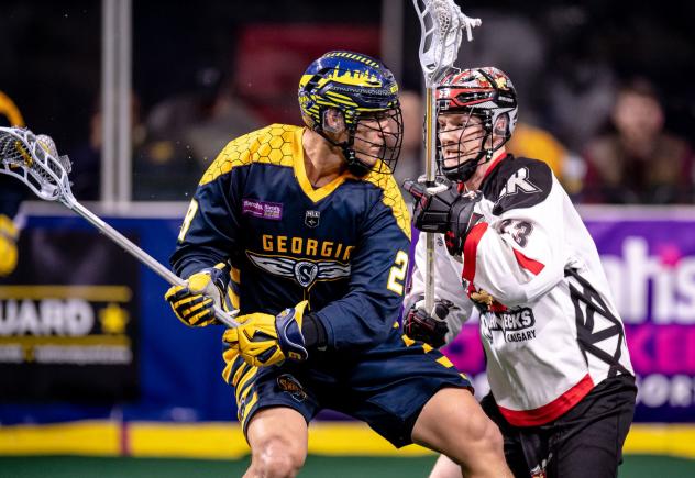 Zed Williams of the Georgia Swarm vs. the Calgary Roughnecks