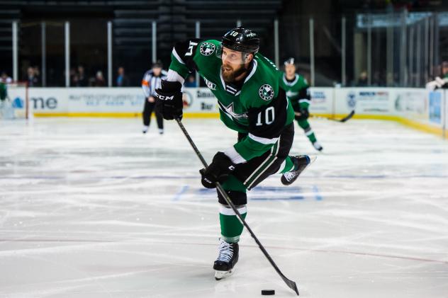 Texas Stars forward Justin Dowling
