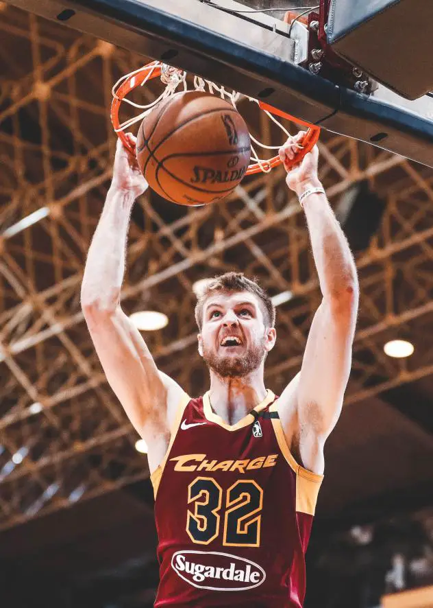 Canton Charge forward/center Dean Wade dunks on the College Park Skyhawks