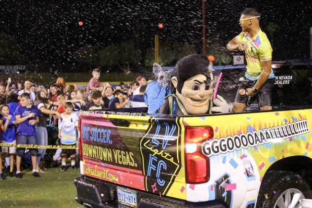 Las Vegas Lights FC Water Balloon Fight with Cash the Soccer Rocker