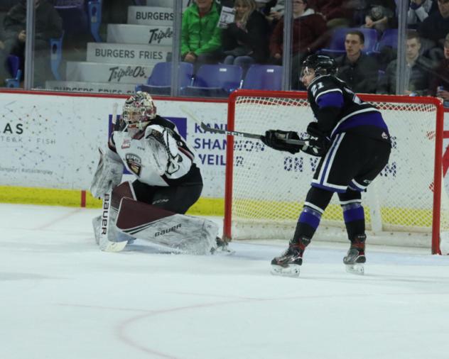 Vancouver Giants goaltender Trent Miner vs. the Victoria Royals