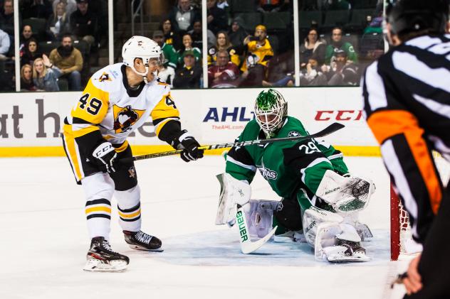 Texas Stars goaltender Jake Oettinger