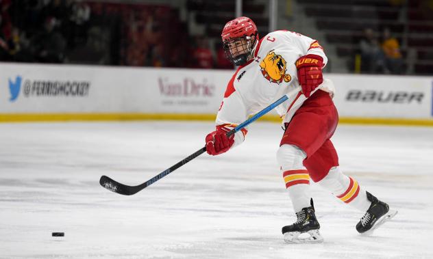 Defenseman Nathaniel Kallen with Ferris State
