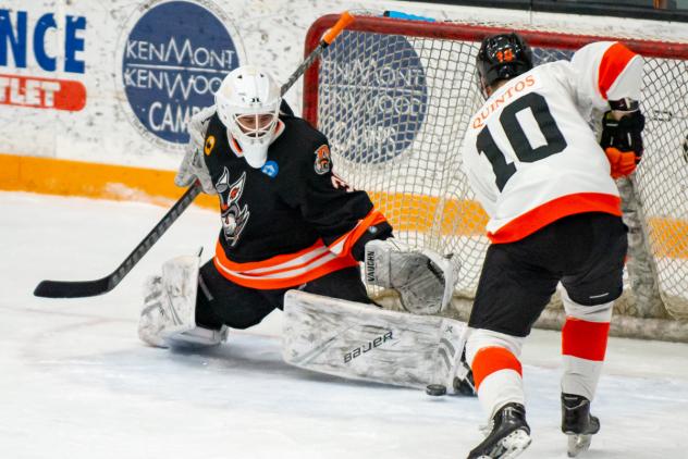 Danbury Hat Tricks goaltender Tom McGuckin