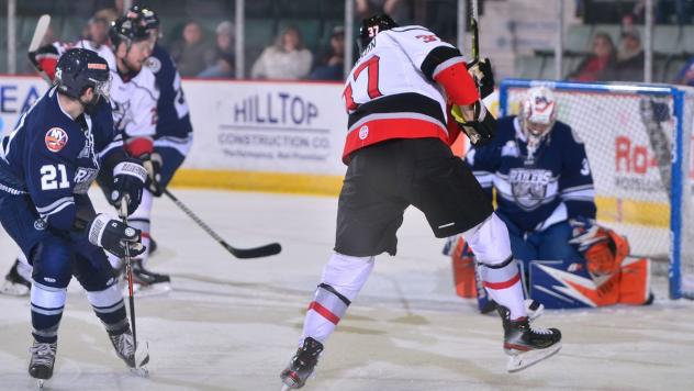 Adirondack Thunder forward Alexandre Carrier vs. the Worcester Railers