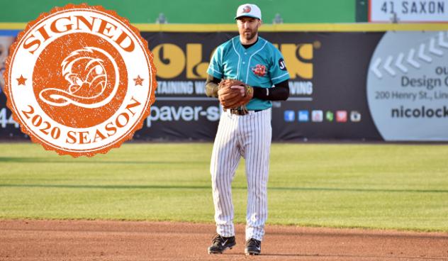 Long Island Ducks infielder Steve Lombardozzi