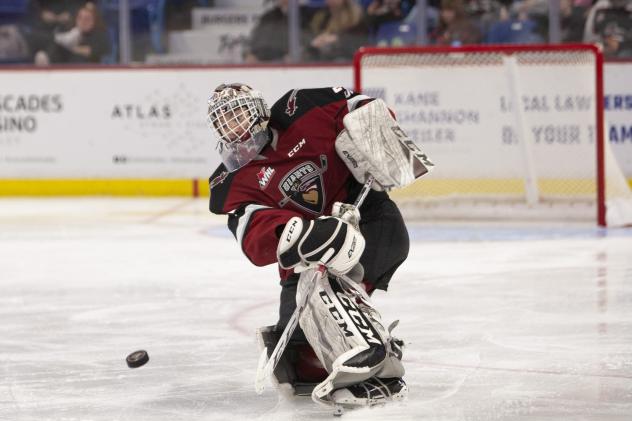 Vancouver Giants goaltender David Tendeck