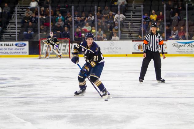 Sioux Falls Stampede defenseman Evan Nause