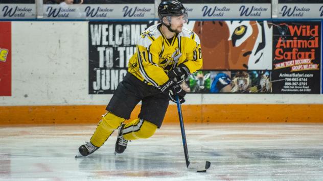 Forward Ryan Alves with the Battle Creek Rumble Bees