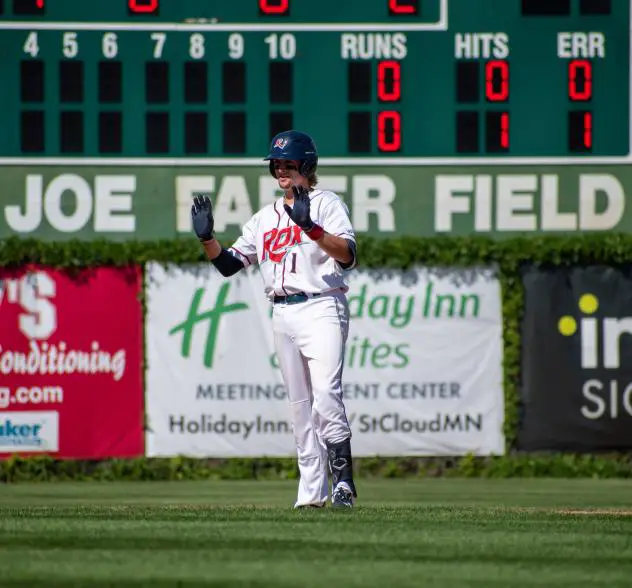 Jordan Barth of the St. Cloud Rox on base