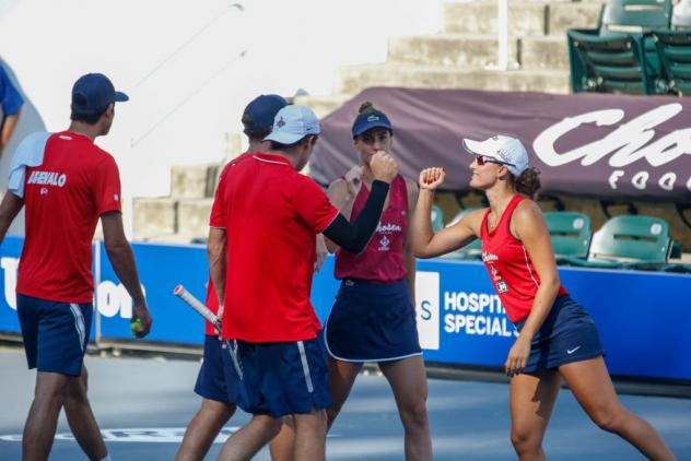 Washington Kastles getting ready to play