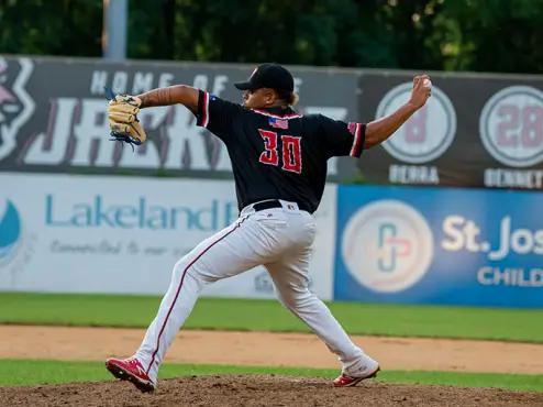 New Jersey Jackals pitcher Oliver Rijo