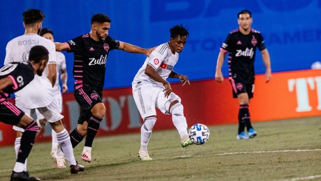 LAFC battles Seattle Sounders FC