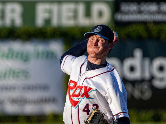 St. Cloud Rox pitcher Luke Albright