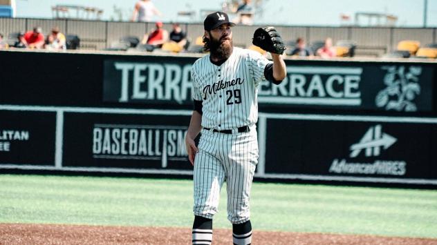 Milwaukee Milkmen pitcher Henderson Alvarez