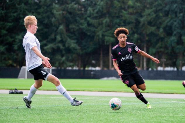 Tacoma Defiance defender Alex Villanueva