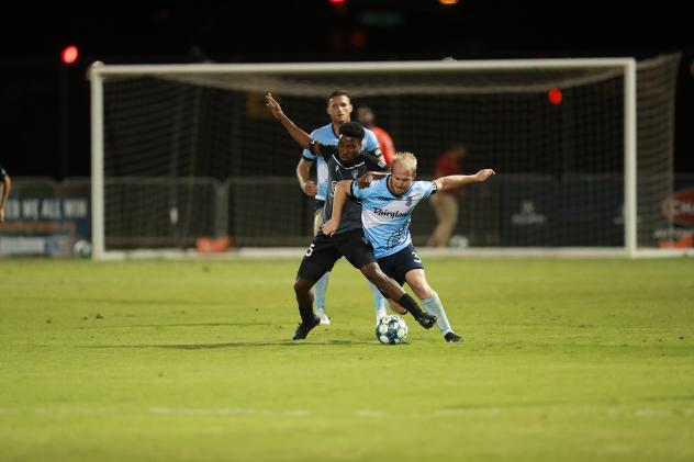 Forward Madison FC battles at FC Tucson