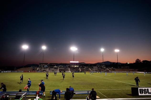 Colorado Springs Switchbacks FC battle El Paso Locomotive FC