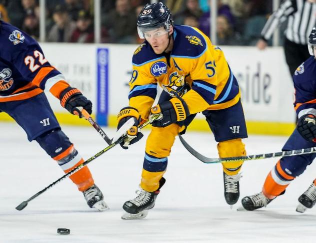 Forward Eric Neiley with the Atlanta Gladiators