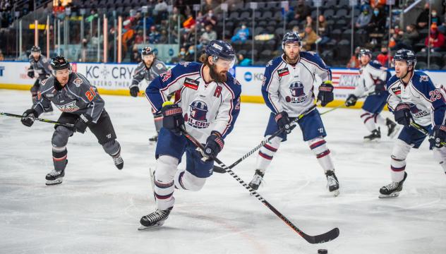 Tulsa Oilers defenseman Mike McKee