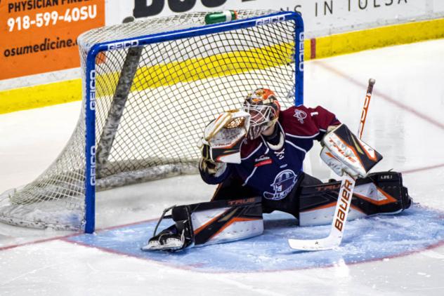 Tulsa Oilers goaltender Roman Durny