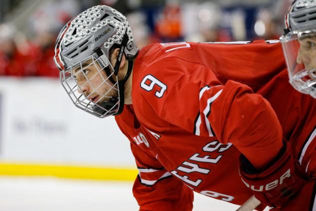 Forward Tanner Laczynski with Ohio State