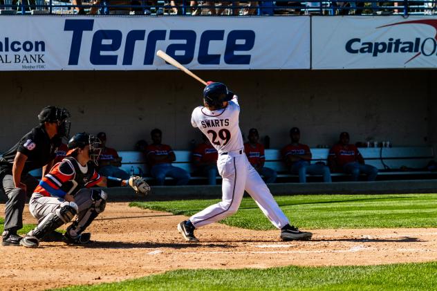 St. Cloud Rox outfielder Nate Swarts