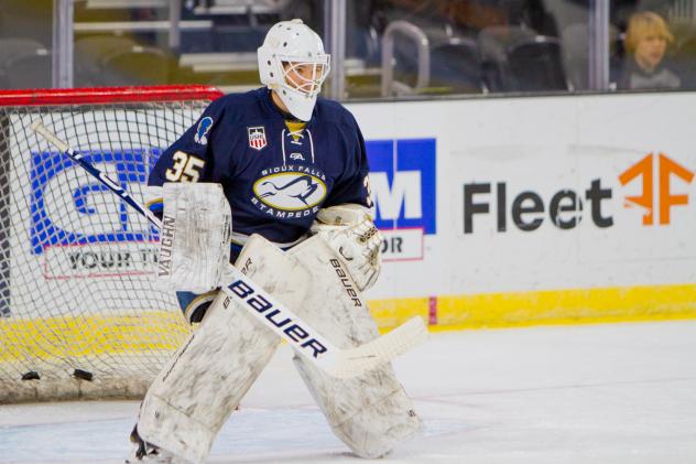 Sioux Falls Stampede goaltender Trent Burnham