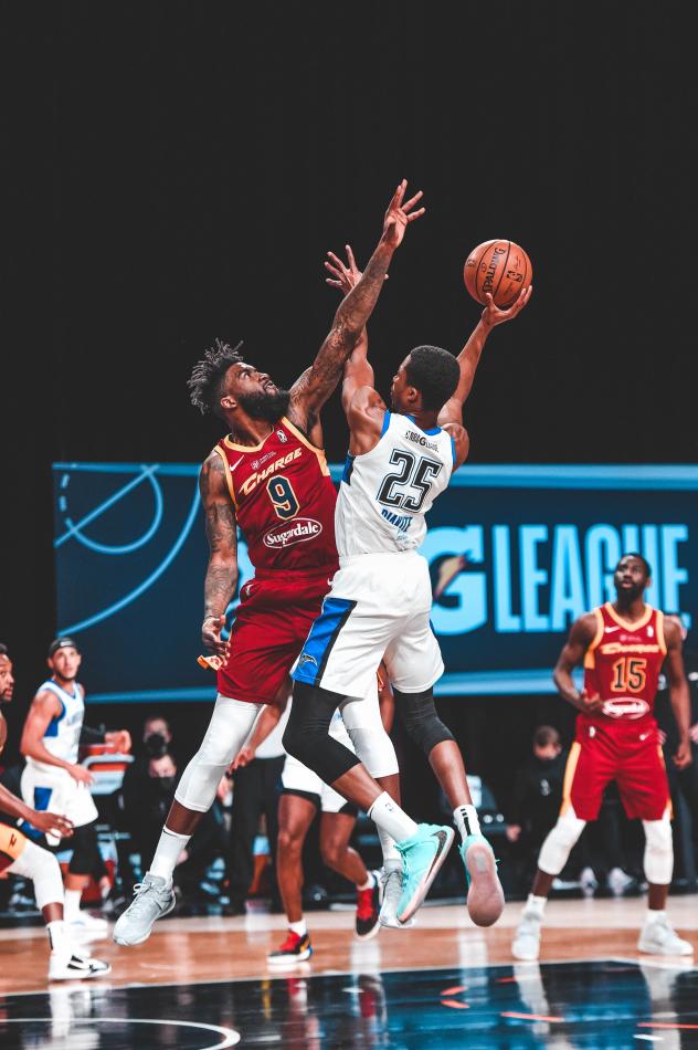 Canton Charge forward Lamar Stevens challenges a Lakeland Magic shot