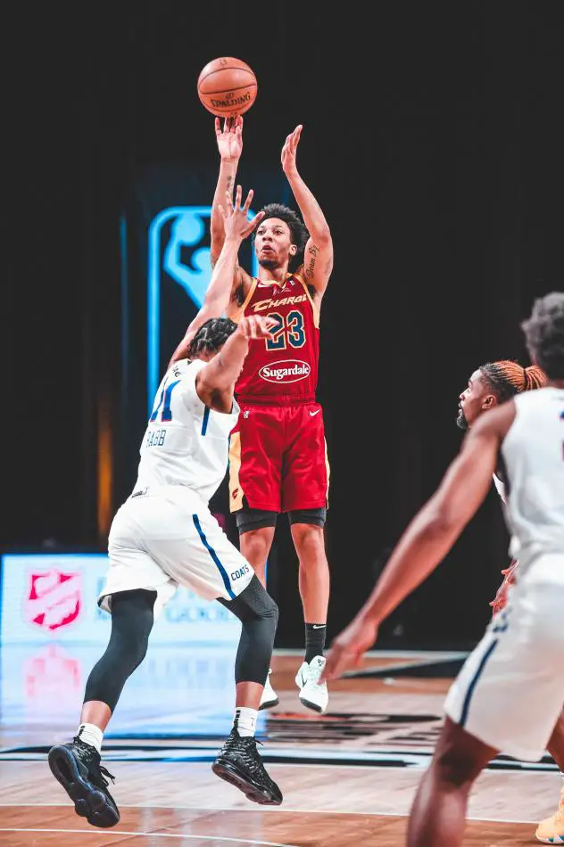 Canton Charge guard-forward Malachi Richardson shoots vs. the Delaware Blue Coats