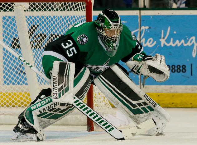 Texas Stars goaltender Landon Bow