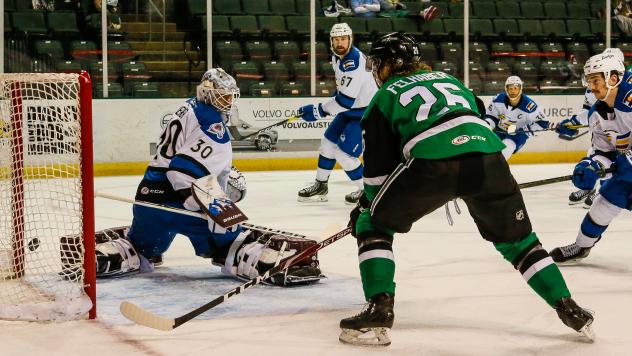 Tye Felhaber of the Texas Stars vs. the Colorado Eagles