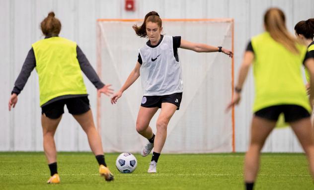Julia Ashley in training with Racing Louisville FC