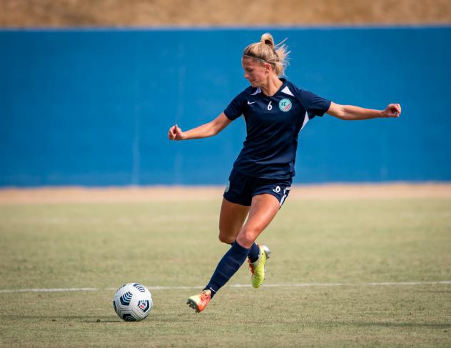 Katie Bowen of Kansas City NWSL vs. the University of Kansas