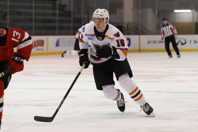 Lehigh Valley Phantoms left wing Matt Strome