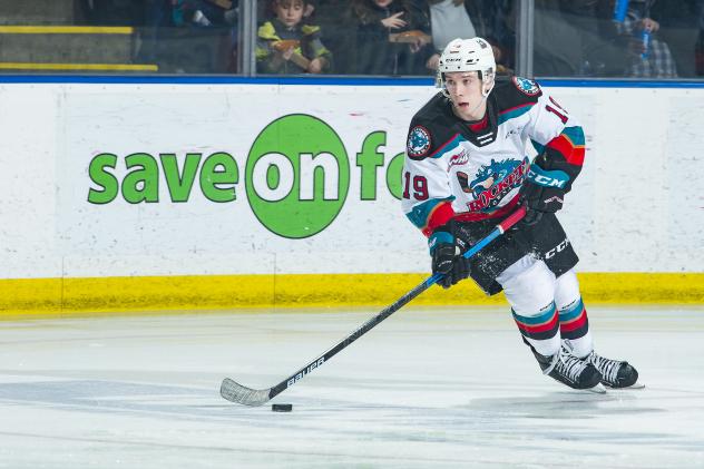Kelowna Rockets forward Ethan Ernst