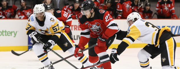Binghamton Devils defenseman Reilly Walsh vs. the Wilkes-Barre/Scranton Penguins