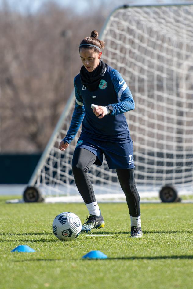 Kansas City NWSL forward Mariana Larroquette