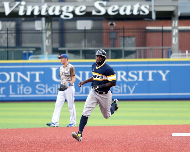 York Revolution outfielder Welington Dotel